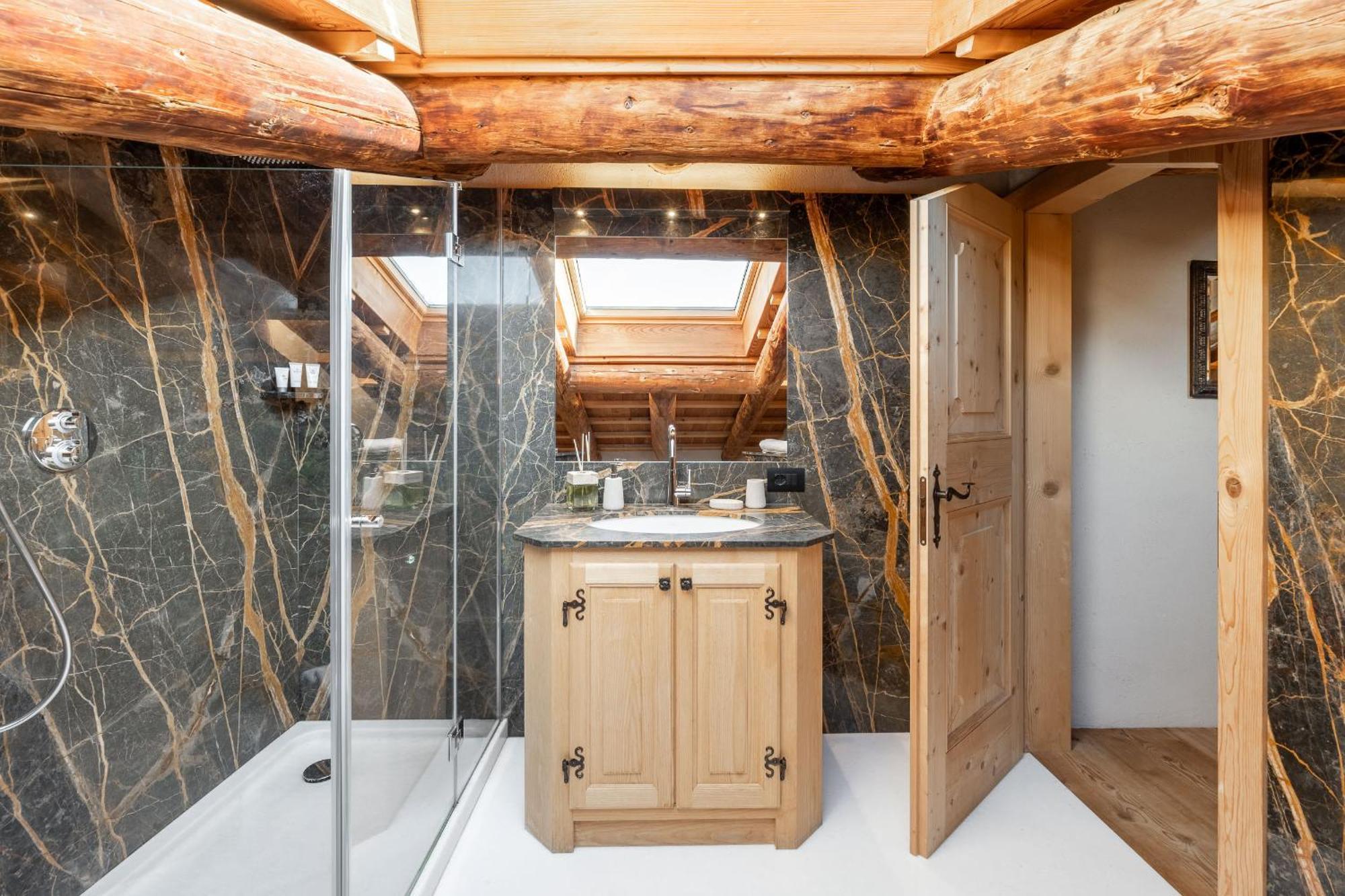 Cortina Lodge コルティーナ・ダンペッツォ エクステリア 写真