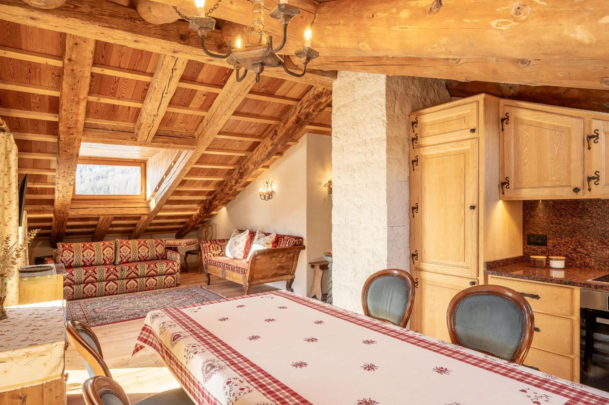 Cortina Lodge コルティーナ・ダンペッツォ エクステリア 写真