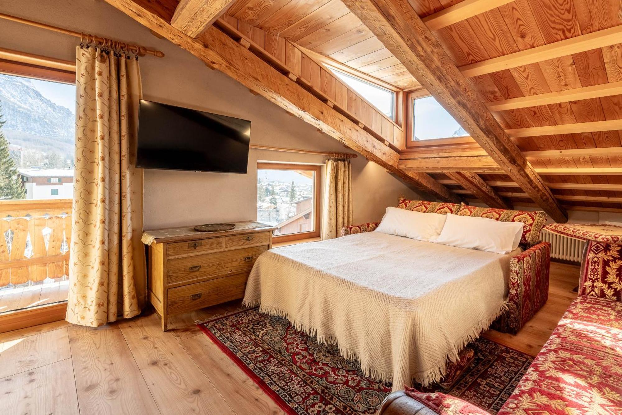 Cortina Lodge コルティーナ・ダンペッツォ エクステリア 写真